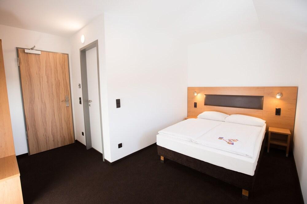 Novum Bruy 3* Stuttgart